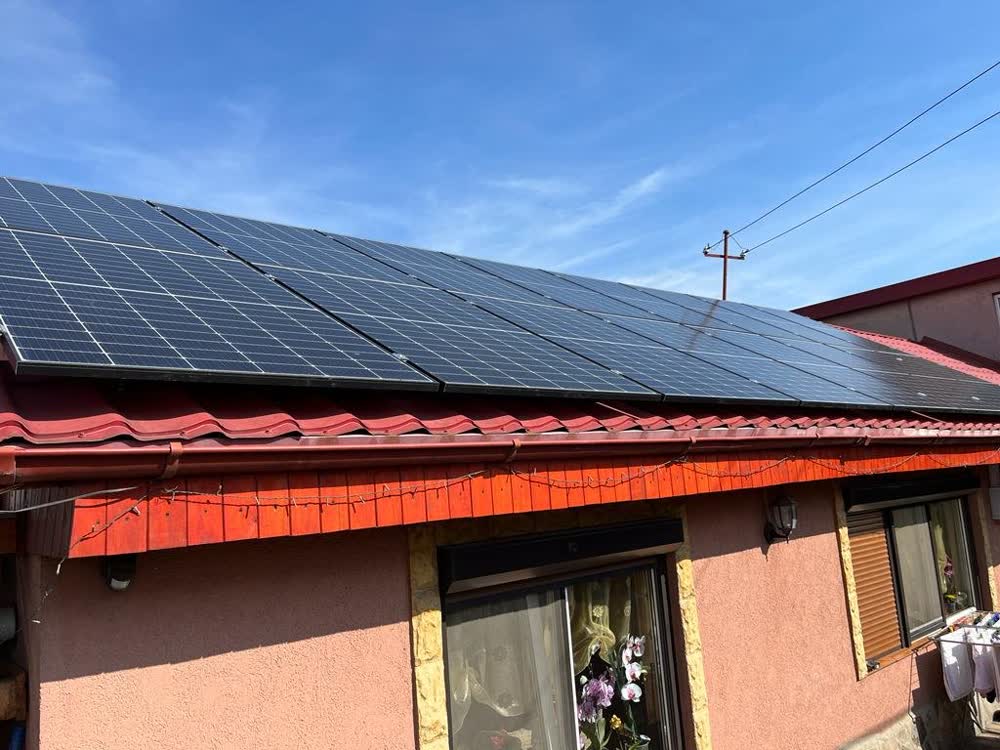 Sistem fotovoltaic on-grid 6 kW Bacău — Plan Services