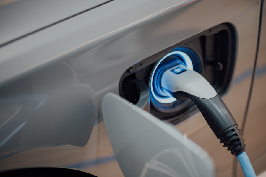Încărcarea mașinii electrice din energie solară